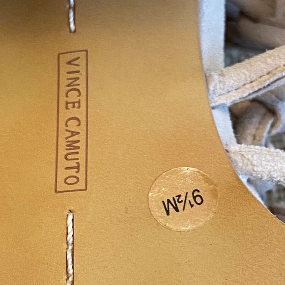 Vince Camuto Karika block heel strappy sandals booties. Size 9 ½. Leathe… - Picture 10 of 11